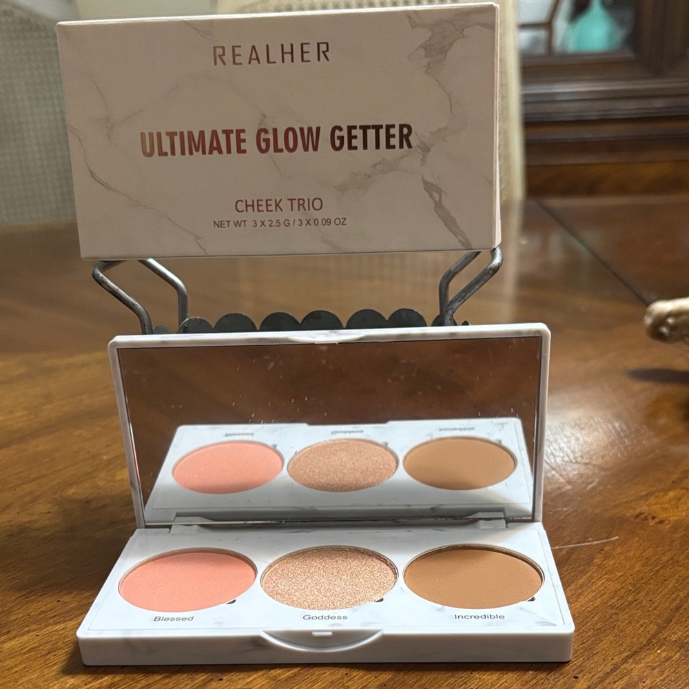 RealHer Cheek Trio Palette - Peach, Gold, Tan